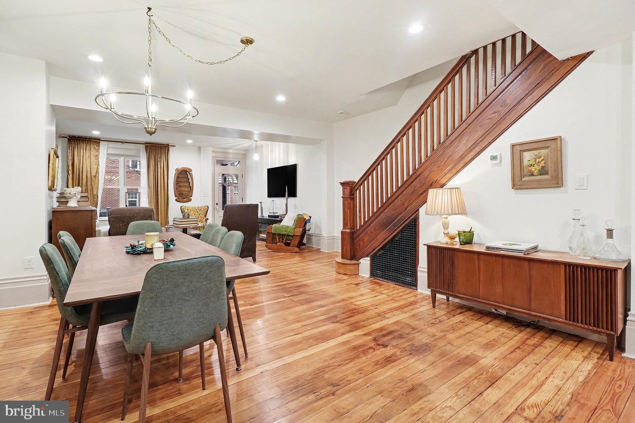 24 East Orange Street Lititz, PA 17543 - Photo 8 of 36