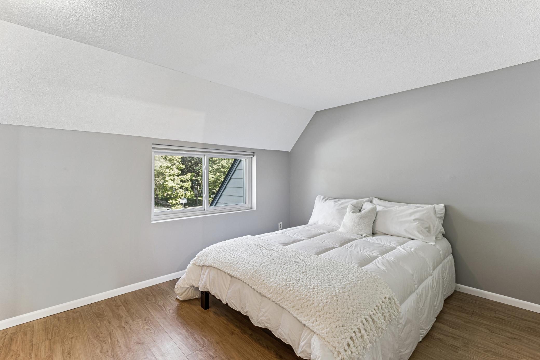 4 Shoreline Place Spring Park, MN 55384 - Photo 9 of 15 Gallery Image 9