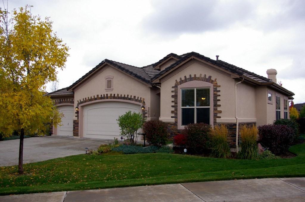 2654 Cinnabar Road Colorado Springs, CO 80921 - Photo 2 of 25