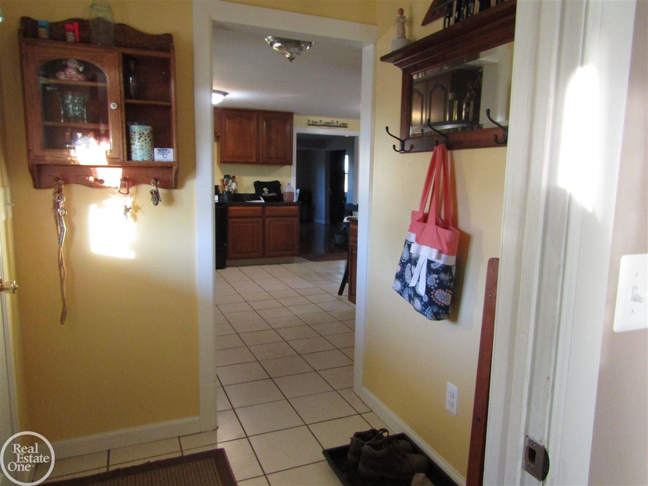 78141 Romeo Plank Road Armada, MI 48005 - Photo 16 of 55