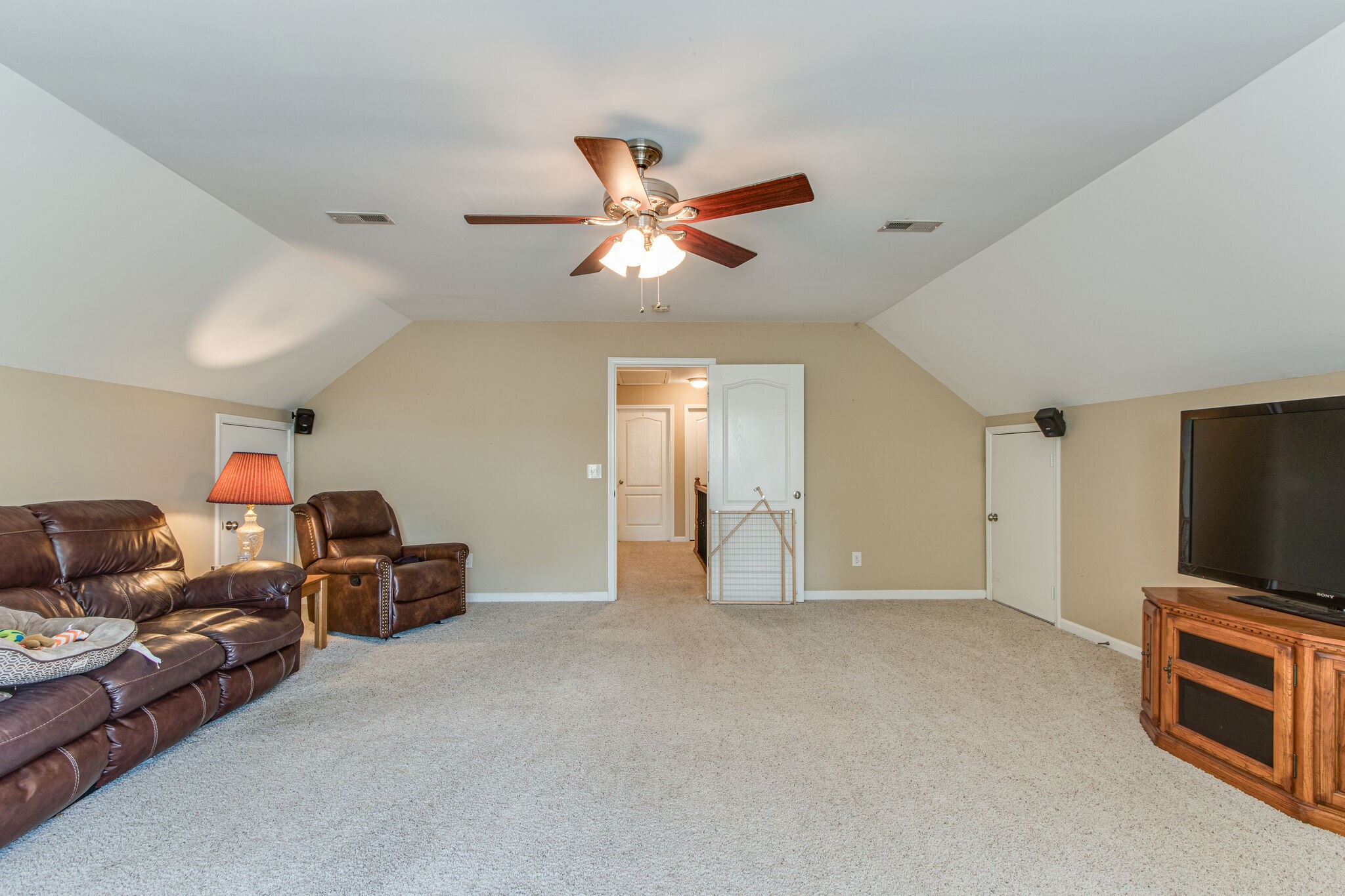 4877 Arnold Drive Murfreesboro, TN 37129 - Photo 25 of 32 a view of livingroom with furniture and flat screen tv