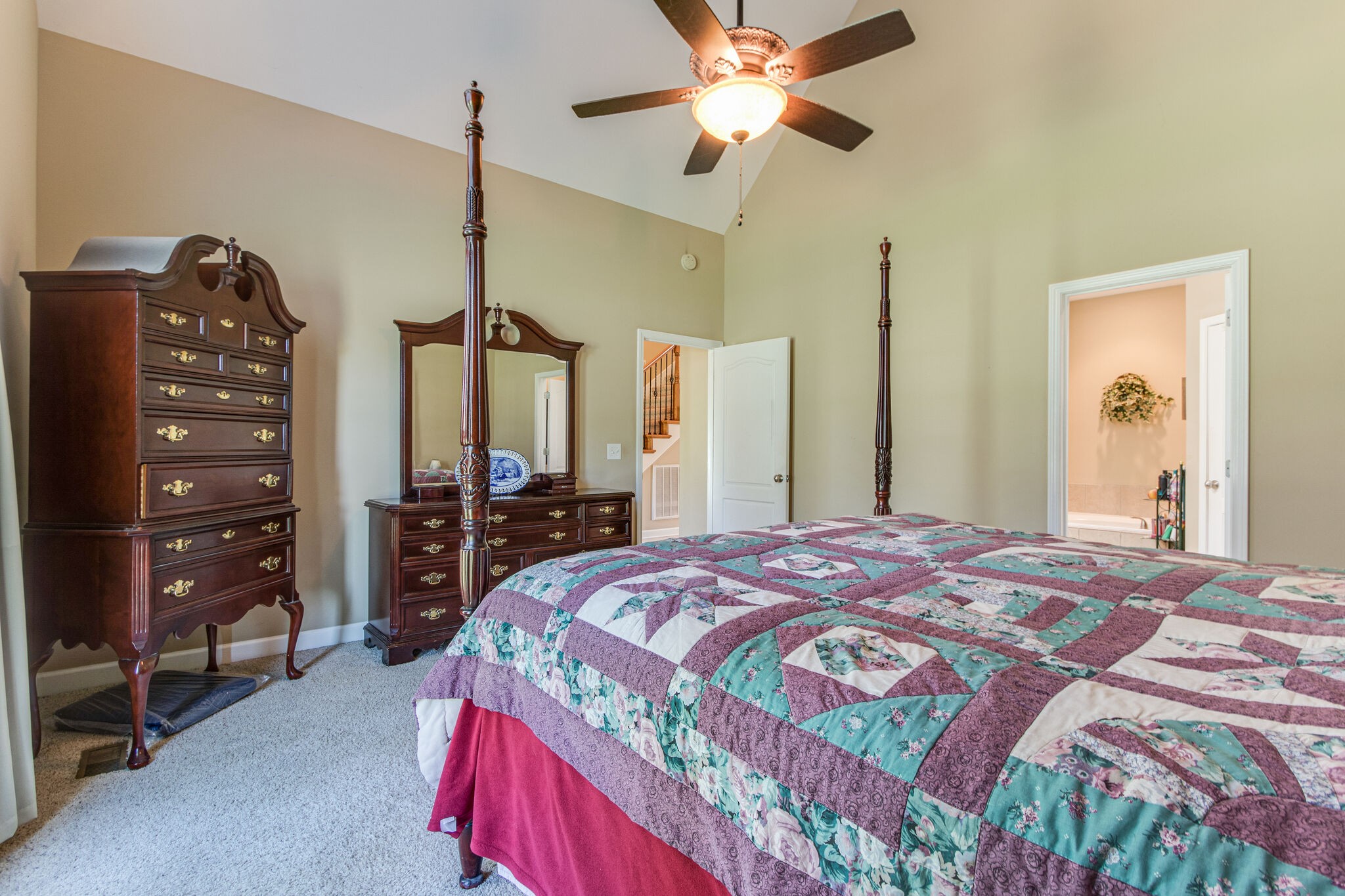 4877 Arnold Drive Murfreesboro, TN 37129 - Photo 7 of 32 a bedroom with a bed and a dresser