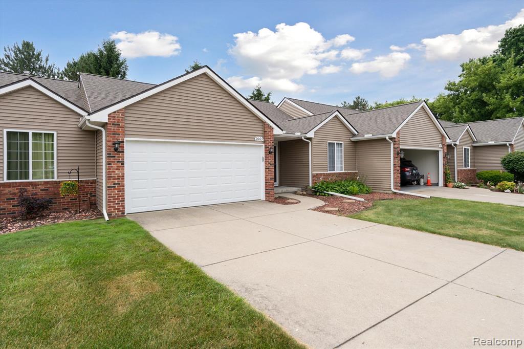 2063 West Ridge Drive Davison, MI 48423 - Photo 2 of 35