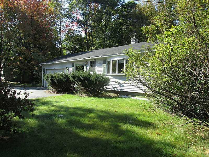 222 River Road Topsham, ME 04086 - Photo 4 of 10 Exterior Front.