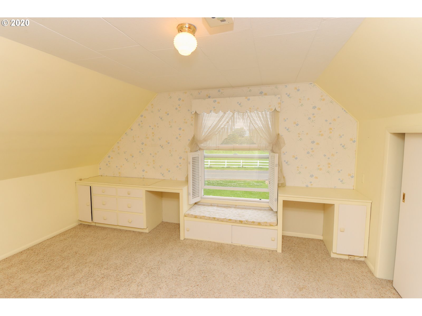 3145 Gienger Road Tillamook, OR 97141 - Photo 19 of 32