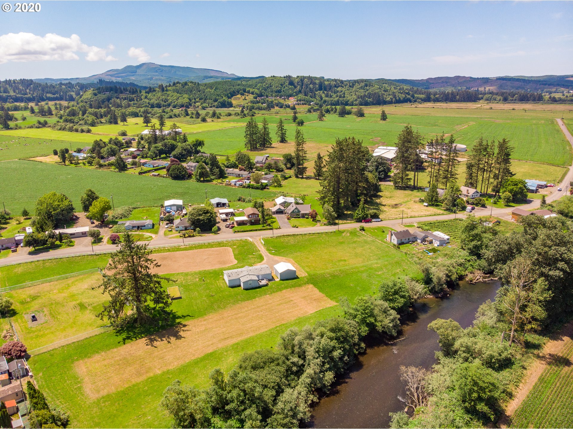 3145 Gienger Road Tillamook, OR 97141 - Photo 31 of 32