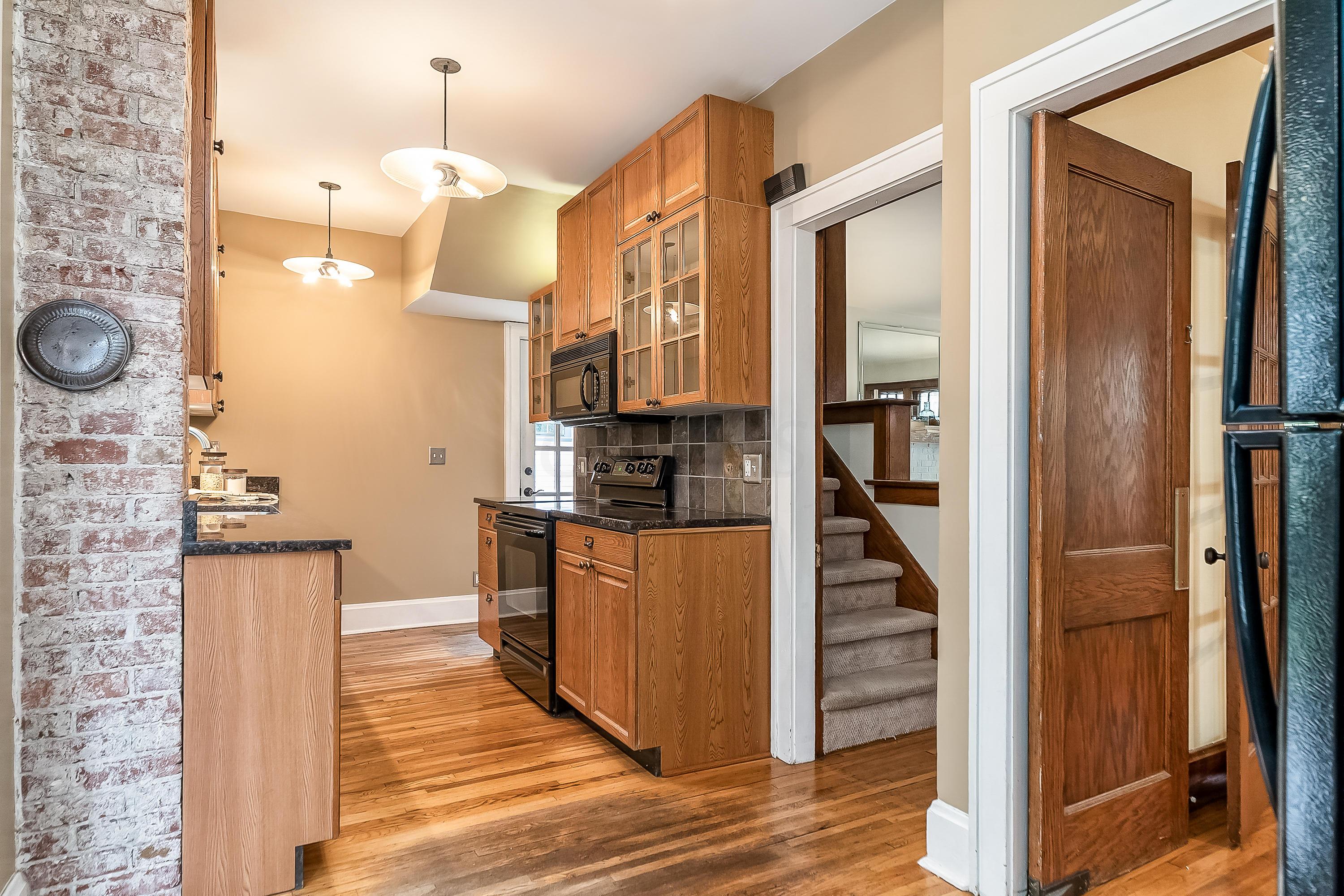 299 East Kelso Road Columbus, OH 43202 - Photo 14 of 36
