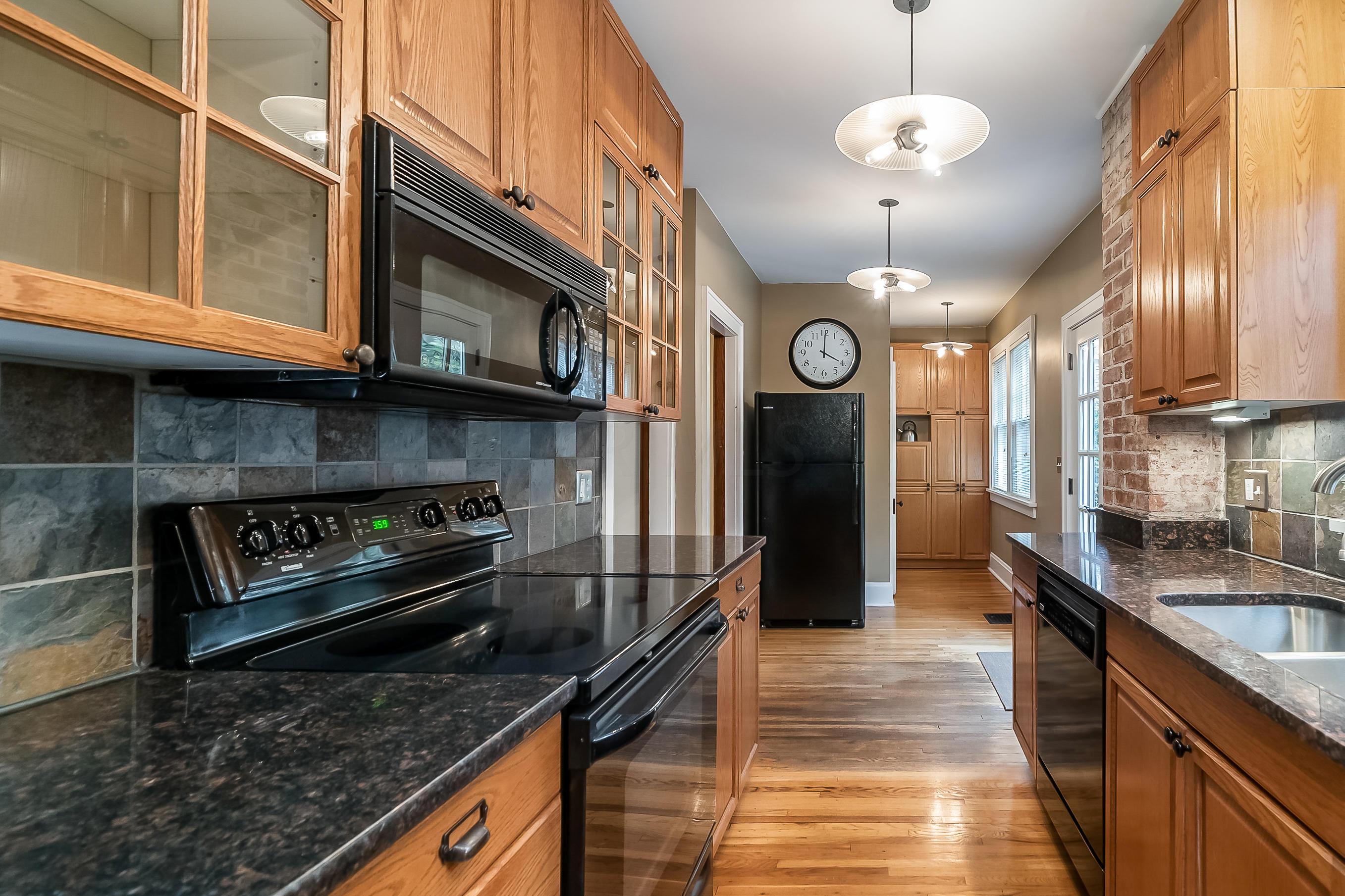 299 East Kelso Road Columbus, OH 43202 - Photo 17 of 36