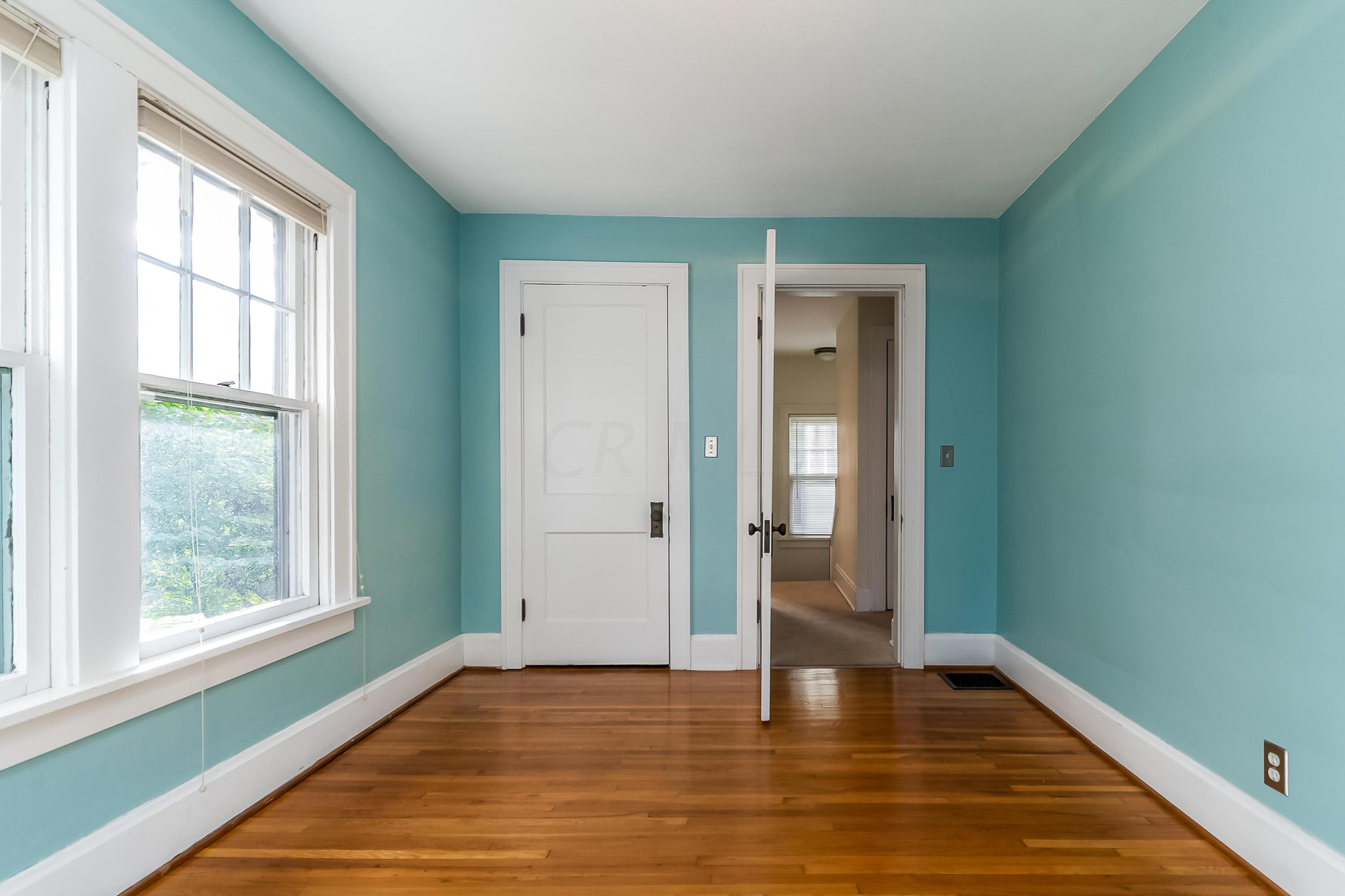 299 East Kelso Road Columbus, OH 43202 - Photo 29 of 36