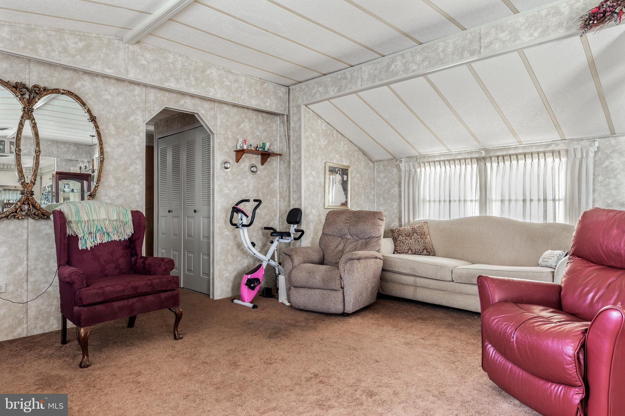 120 Tuckahoe Road, Unit 539N Buena, NJ 08310 - Photo 3 of 17 Living Room