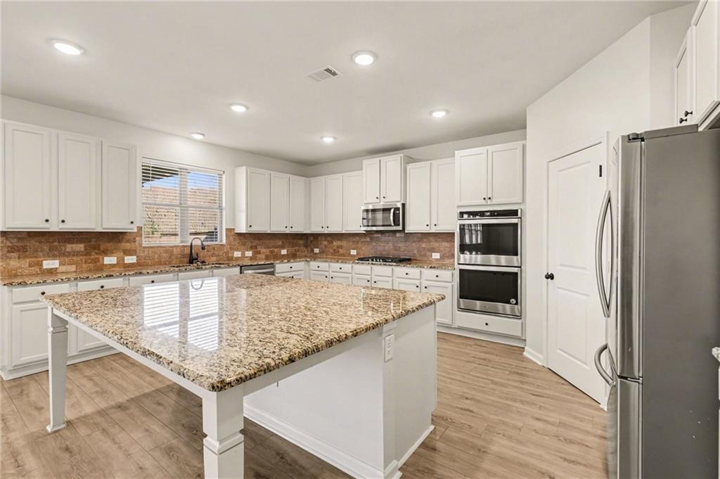 75 Fanleaf Drive Fairburn, GA 30213 - Photo 12 of 36