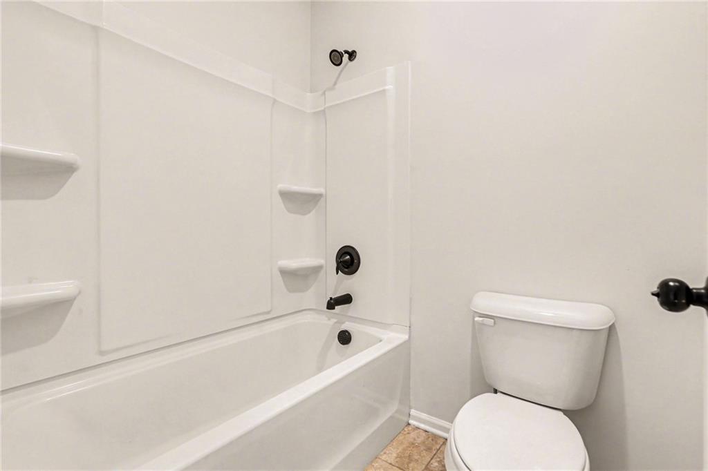 75 Fanleaf Drive Fairburn, GA 30213 - Photo 16 of 36