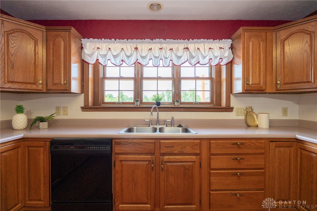 3232 McLean Road Franklin, OH 45005 - Photo 13 of 57 Gallery Image 13