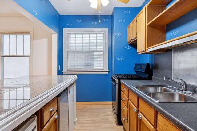 $169,900 | 3540 Harriet Avenue, Unit 2, Minneapolis, MN 55408