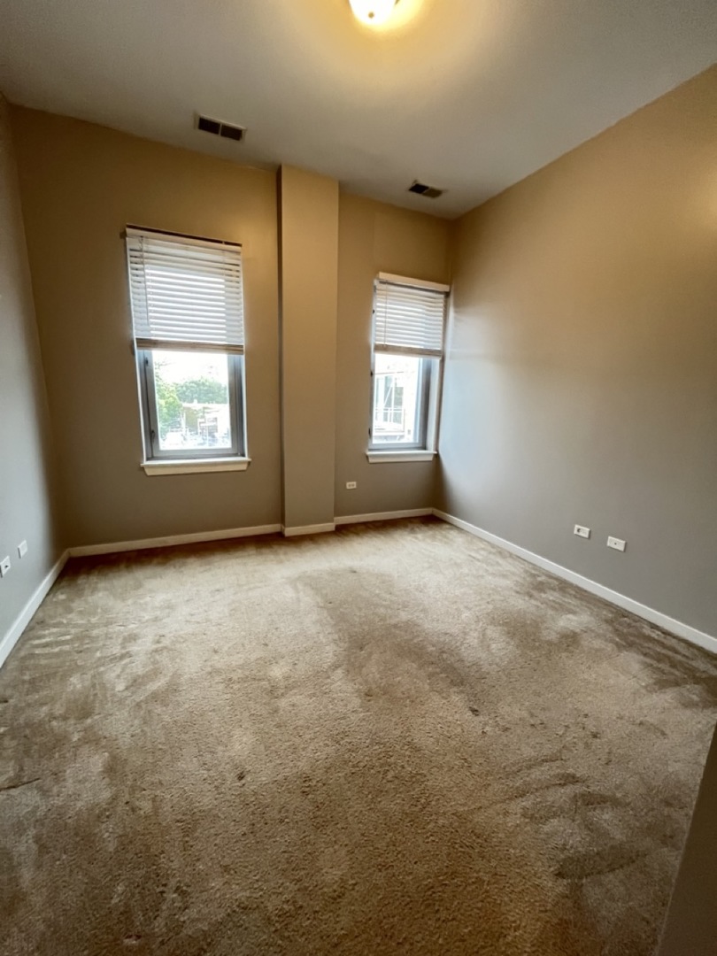 3920 North Sheridan Road, Unit 508 Chicago, IL 60613 - Photo 14 of 17