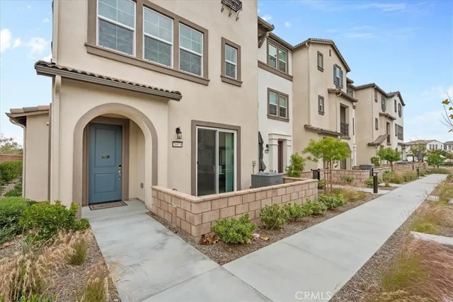 $609,900 | 28076 Melrose Drive, Unit 196, Temecula, CA 92591