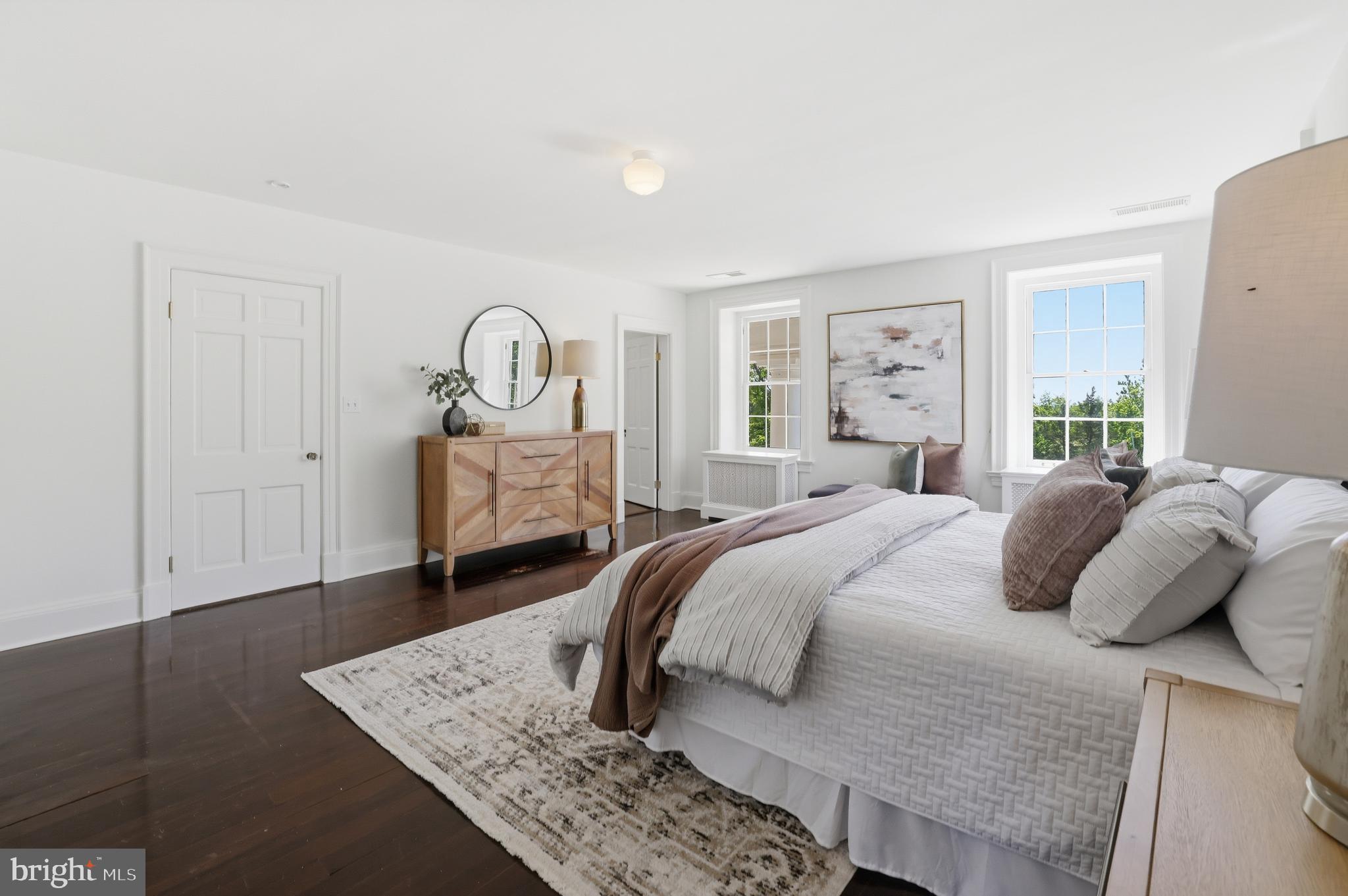 17781 Roxbury Hall Road Leesburg, VA 20175 - Photo 46 of 107 a bedroom with a bed and a window