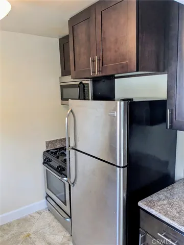 $2,995 | 208 Granada Avenue, Unit 210D, Long Beach, CA 90803
