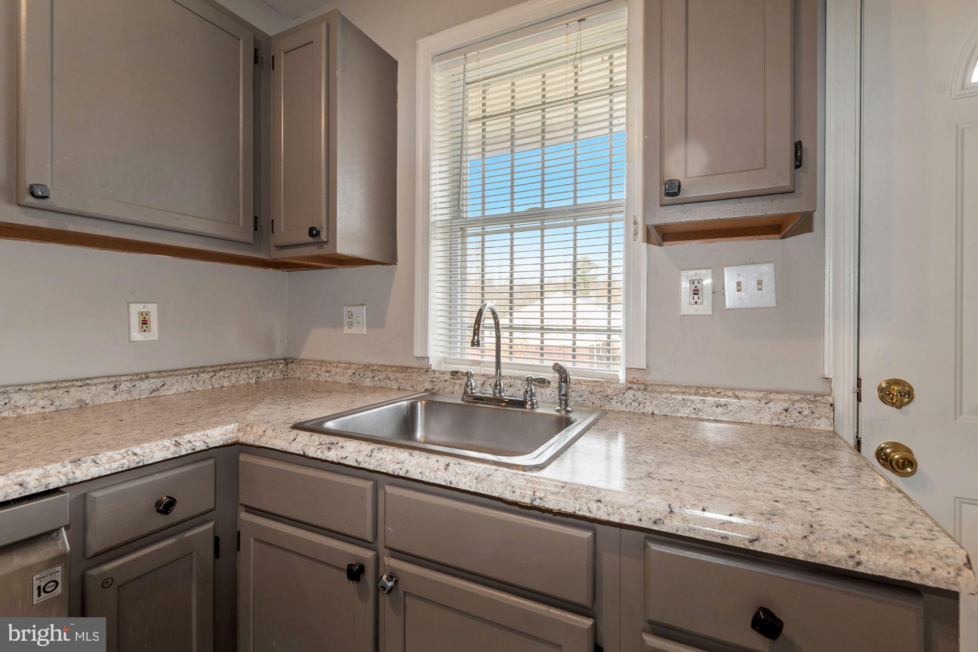 7725 Muncy Road Landover, MD 20785 - Photo 4 of 27 Gallery Image 4