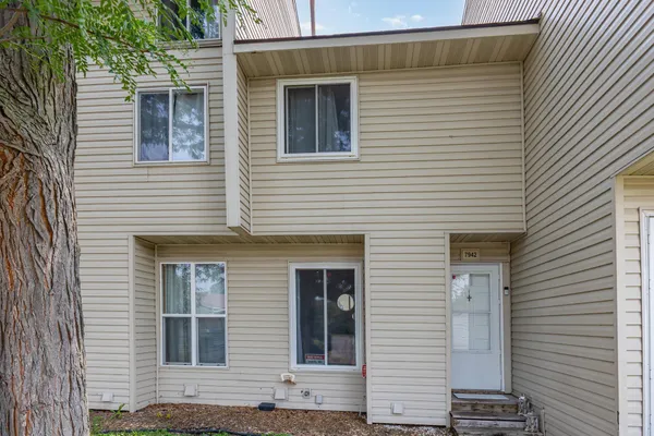 $139,900 | 7942 Yates Avenue North, Brooklyn Park, MN 55443