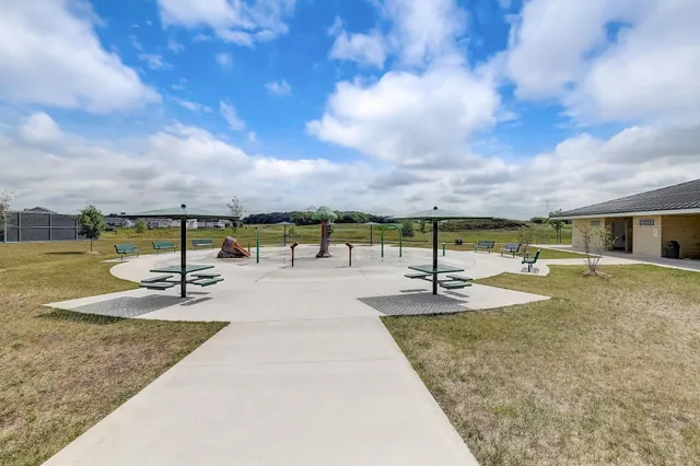 $589,900 | 6644 Grouse Woods, DeForest, WI 53532