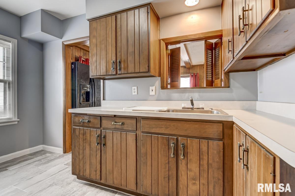 2516 South 5th Street Springfield, IL 62703 - Photo 8 of 30