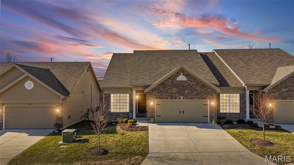 5341 Lakepath Way Eureka, MO 63025 - Photo 2 of 41