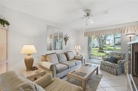 $220,000 | 141 Wading Bird Circle, Unit G102, Naples, FL 34110