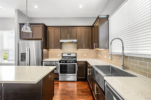 $2,499 | 411 North Nagle Street, Unit A, Houston, TX 77003