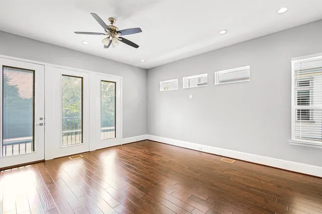 $2,499 | 411 North Nagle Street, Unit A, Houston, TX 77003