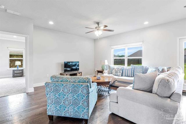 8016 Woodbrook Road Pensacola, FL 32526 - Photo 13 of 43