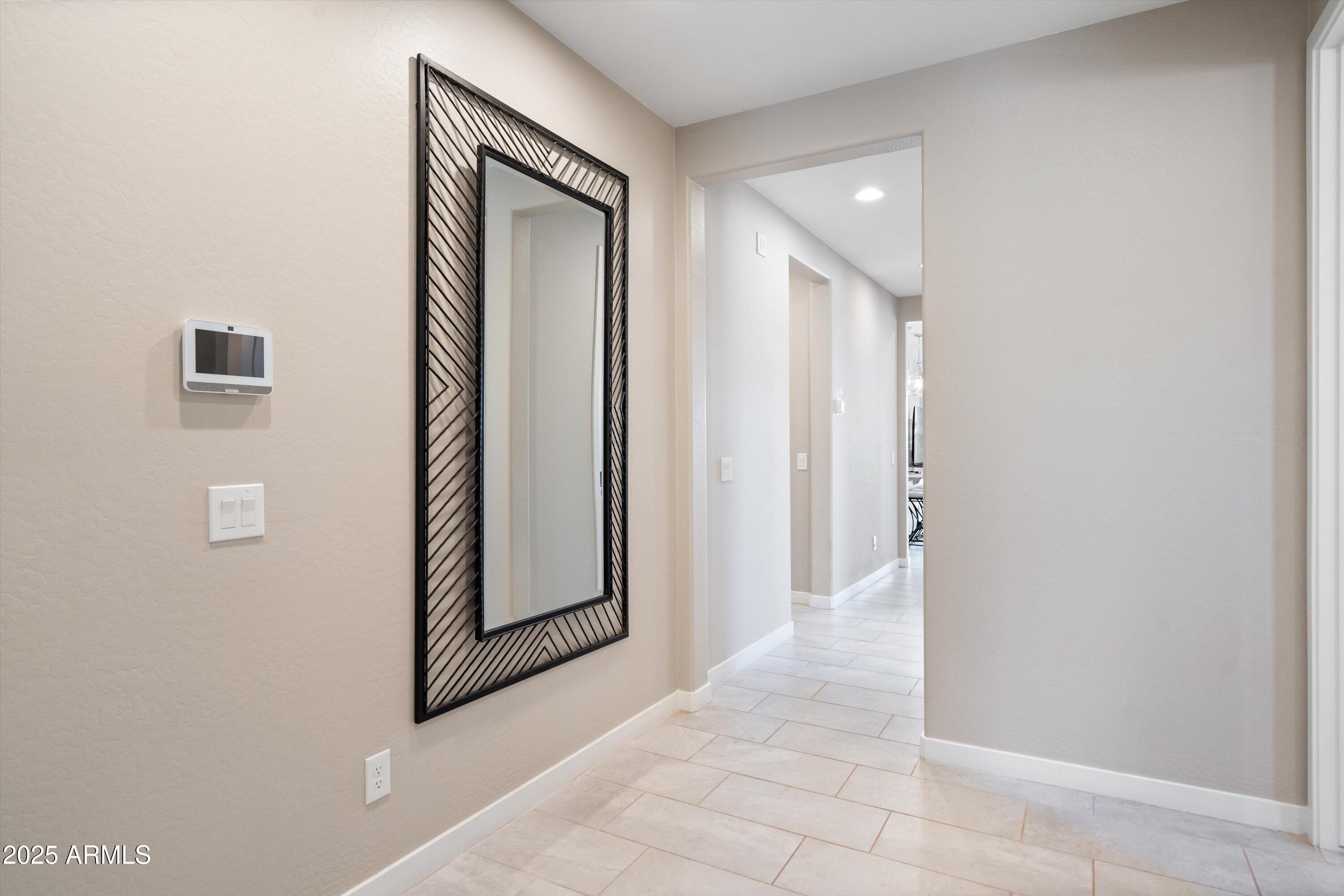 614 East Piedmont Road Phoenix, AZ 85042 - Photo 7 of 63 Entryway