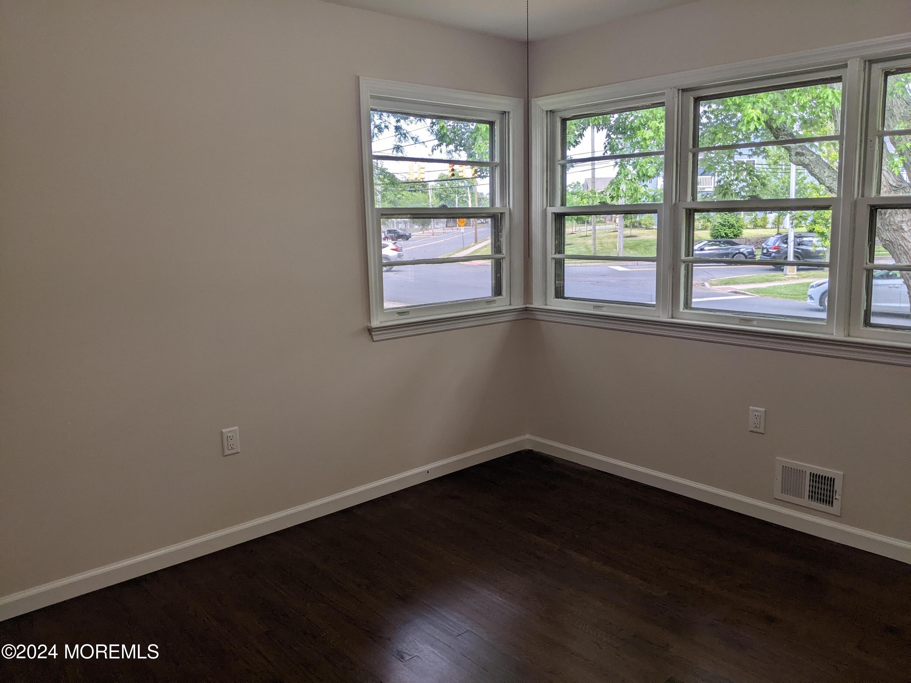 509 Stone Road Union Beach, NJ 07735 - Photo 10 of 15 BR