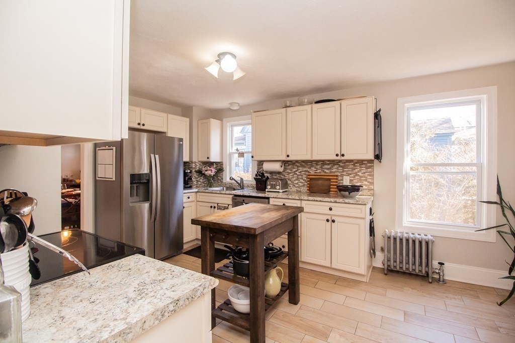 35 Barnard Road Worcester, MA 01605 - Photo 14 of 34 Gallery Image 14