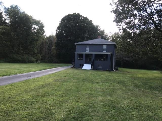 352 Mountain View Road New Castle, PA 16101 - Photo 1 of 14