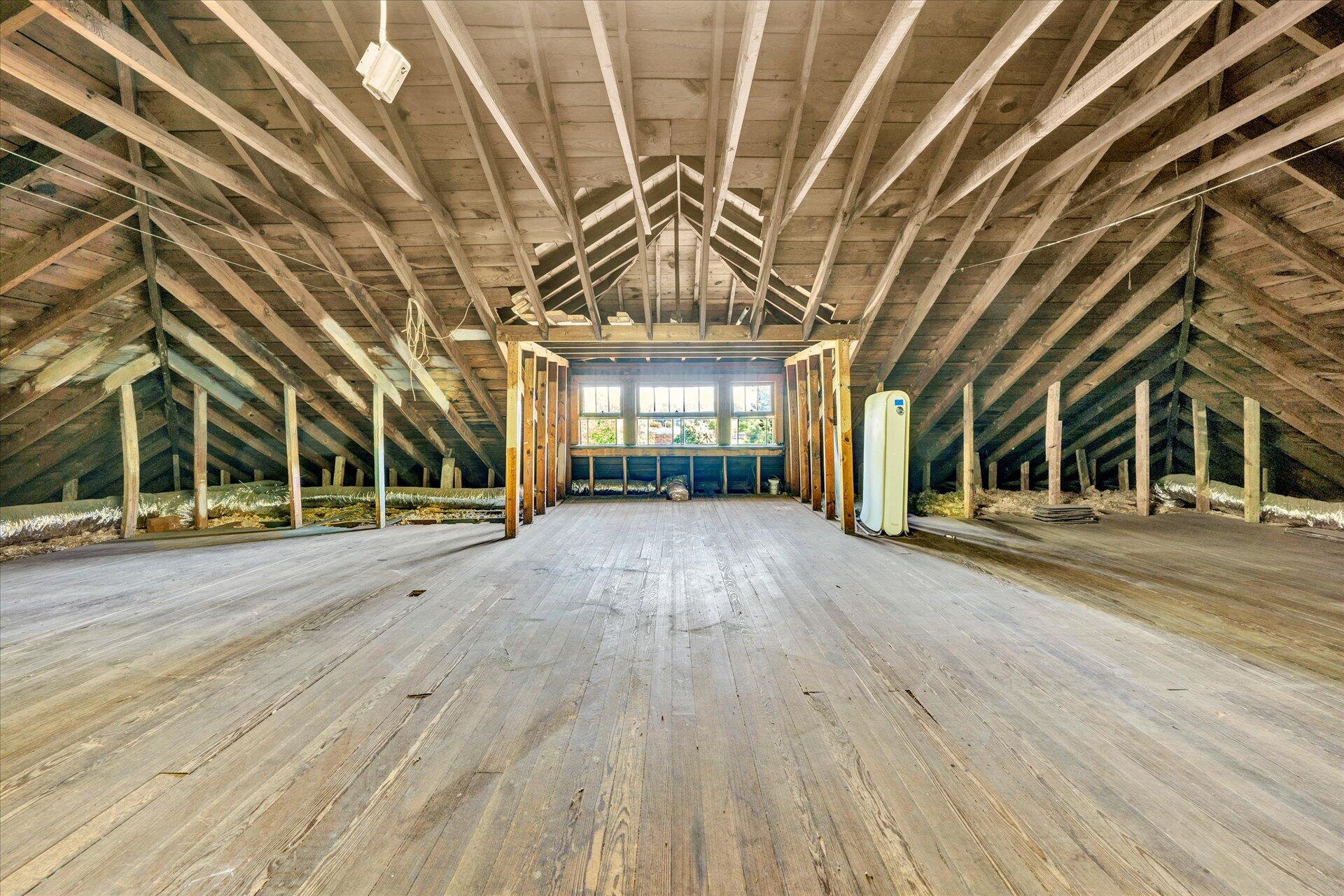 2223 Grandin Road Southwest Roanoke, VA 24015 - Photo 47 of 58 47-DSC00160