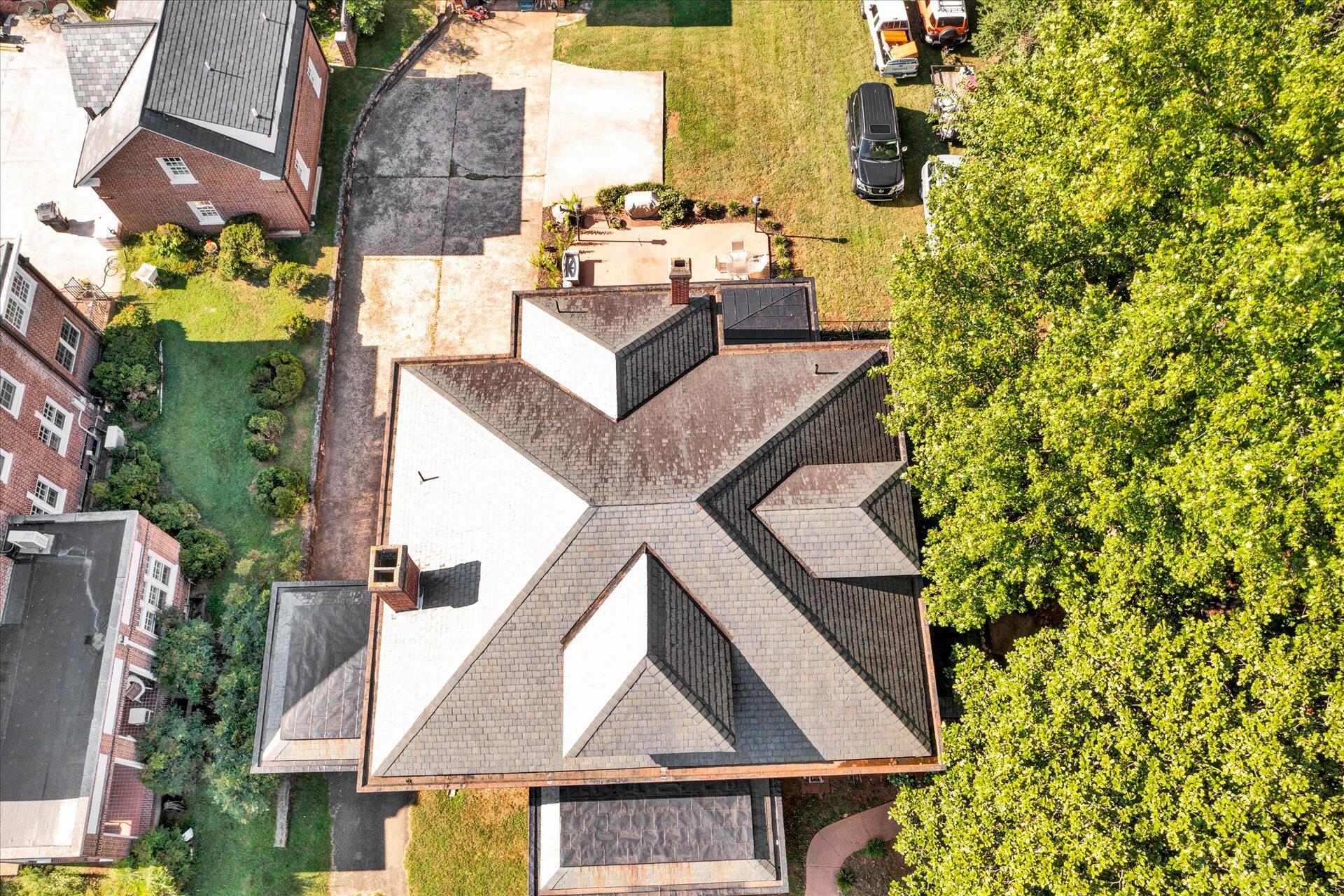 2223 Grandin Road Southwest Roanoke, VA 24015 - Photo 52 of 58 52-DJI_0526