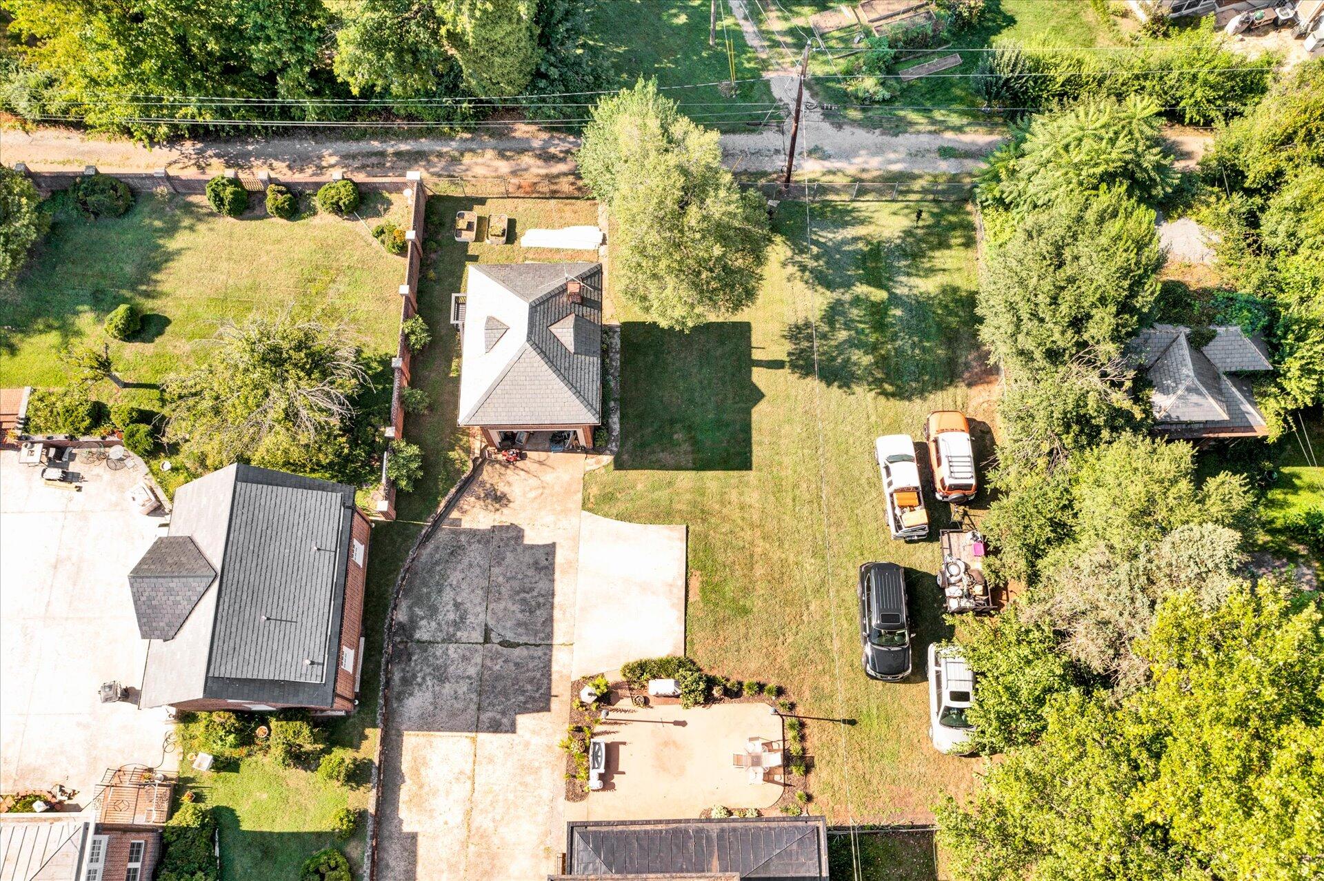 2223 Grandin Road Southwest Roanoke, VA 24015 - Photo 53 of 58 53-DJI_0529