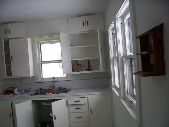 1318 R Avenue New Castle, IN 47362 - Photo 2 of 6 Gallery Image 2