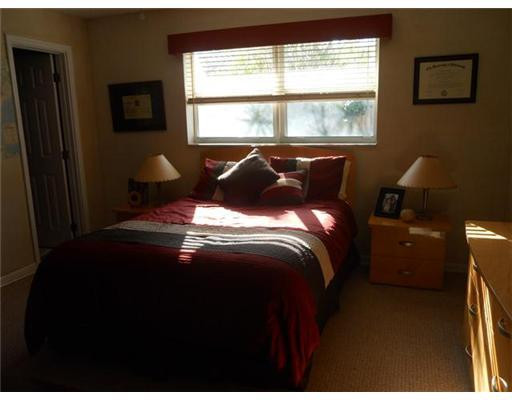 2501 Northeast 35th Street Lighthouse Point, FL 33064 - Photo 14 of 25 Bedroom