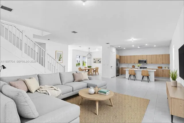 $6,850 | 12237 Southwest 43rd Court, Davie, FL 33330