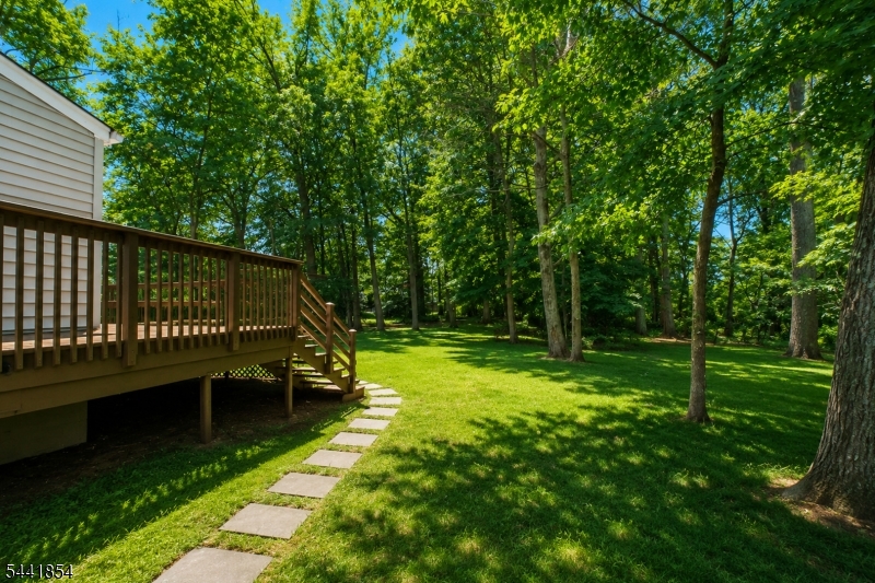 71 Willoughby Road Fanwood, NJ 07023 - Photo 3 of 34