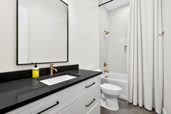 $8,000 | 6362 A Columbia Avenue, Nashville, TN 37209