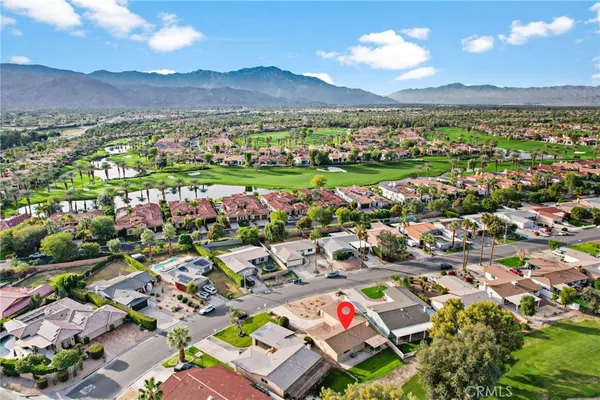 $3,200 | 43744 Virginia Avenue, Palm Desert, CA 92211