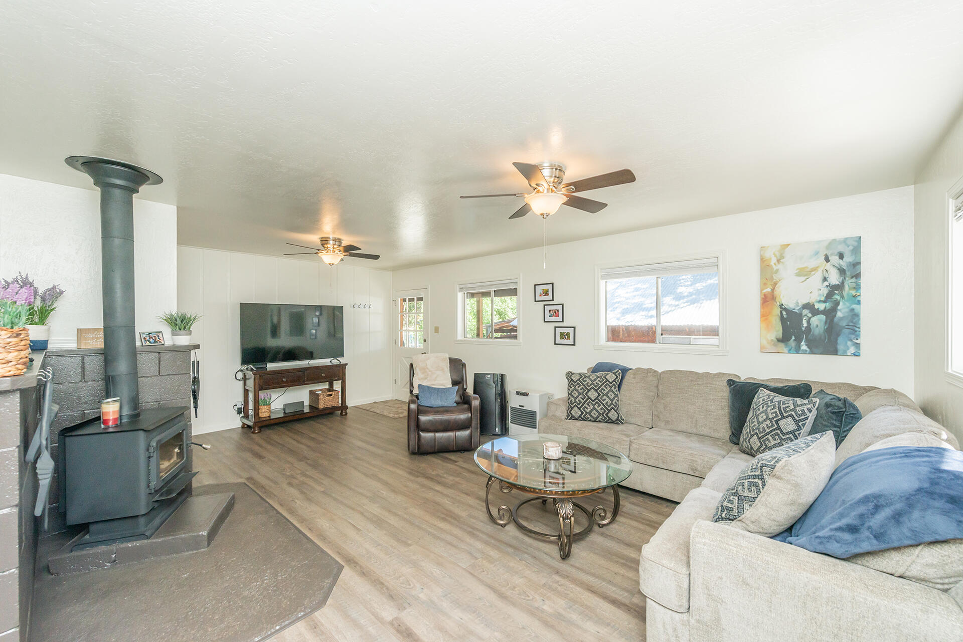 111 Scott Trinity Center Trinity Center, CA 96091 - Photo 6 of 46 IMG-5529