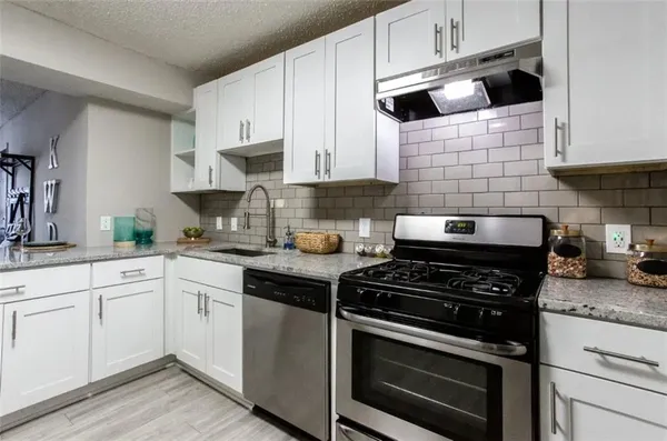 $1,349 | 2035 Memorial Drive Southeast, Unit 701, Atlanta, GA 30317