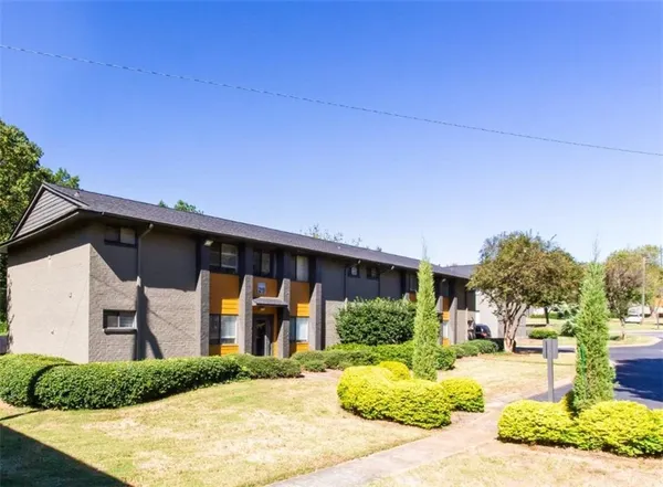 $1,349 | 2035 Memorial Drive Southeast, Unit 701, Atlanta, GA 30317