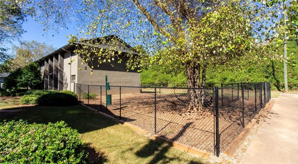 2035 Memorial Drive Southeast, Unit 106 Atlanta, GA 30317 - Photo 25 of 30