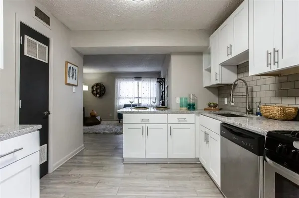 $1,349 | 2035 Memorial Drive Southeast, Unit 701, Atlanta, GA 30317