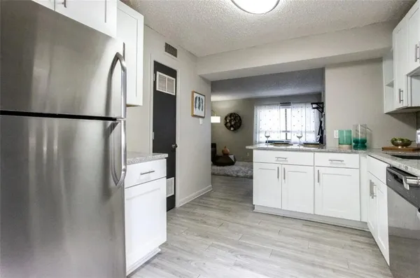 $1,349 | 2035 Memorial Drive Southeast, Unit 701, Atlanta, GA 30317